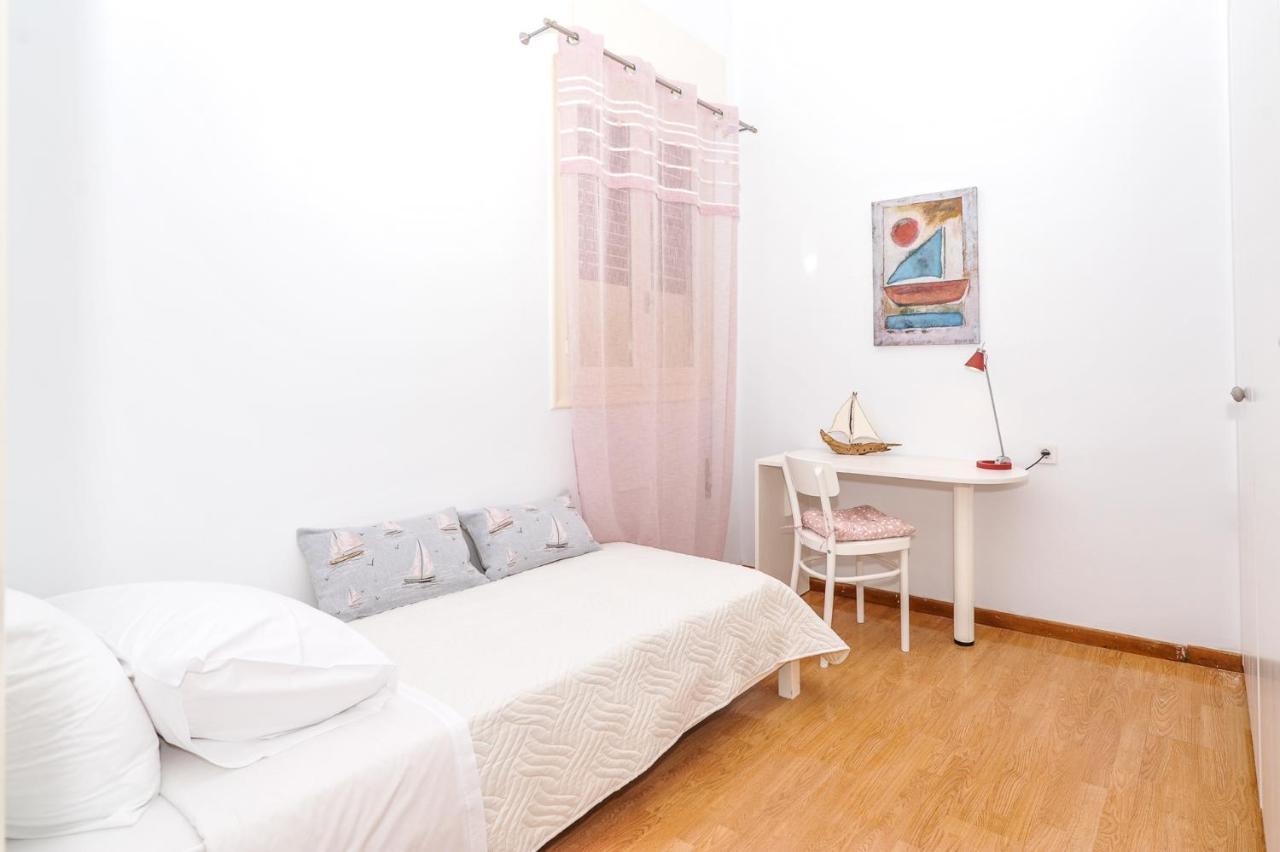The Elegant. Spacious City Center Apartment. Iraklio Exterior foto