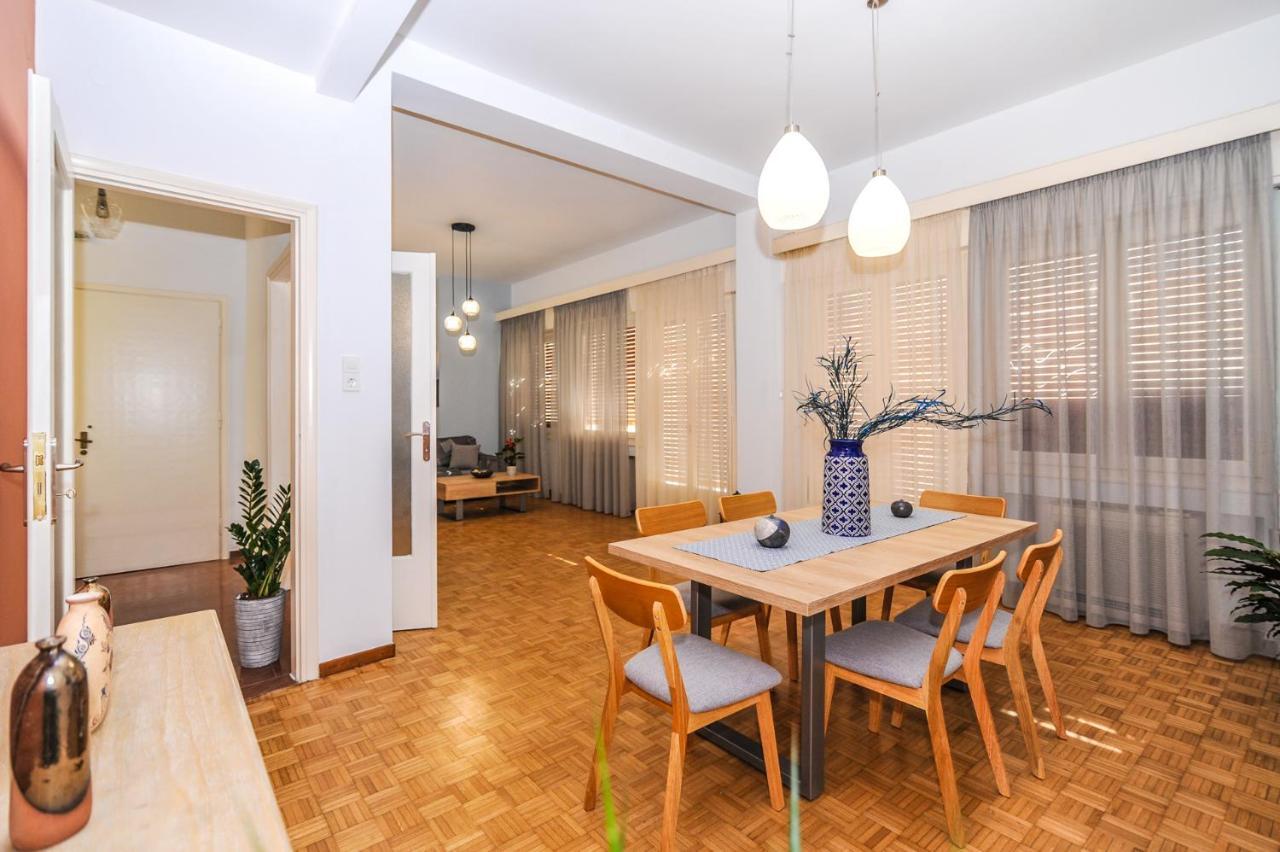 The Elegant. Spacious City Center Apartment. Iraklio Exterior foto